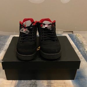 🔥Jordan 5 Retro Low | ⚫️🔴 METALLIC HEMATITE🔥